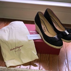 Ferragamo Black and Tan wedges